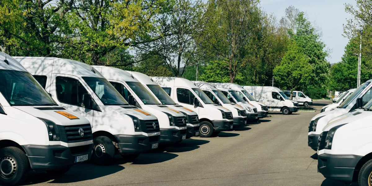 How do I calculate the right van size for my move