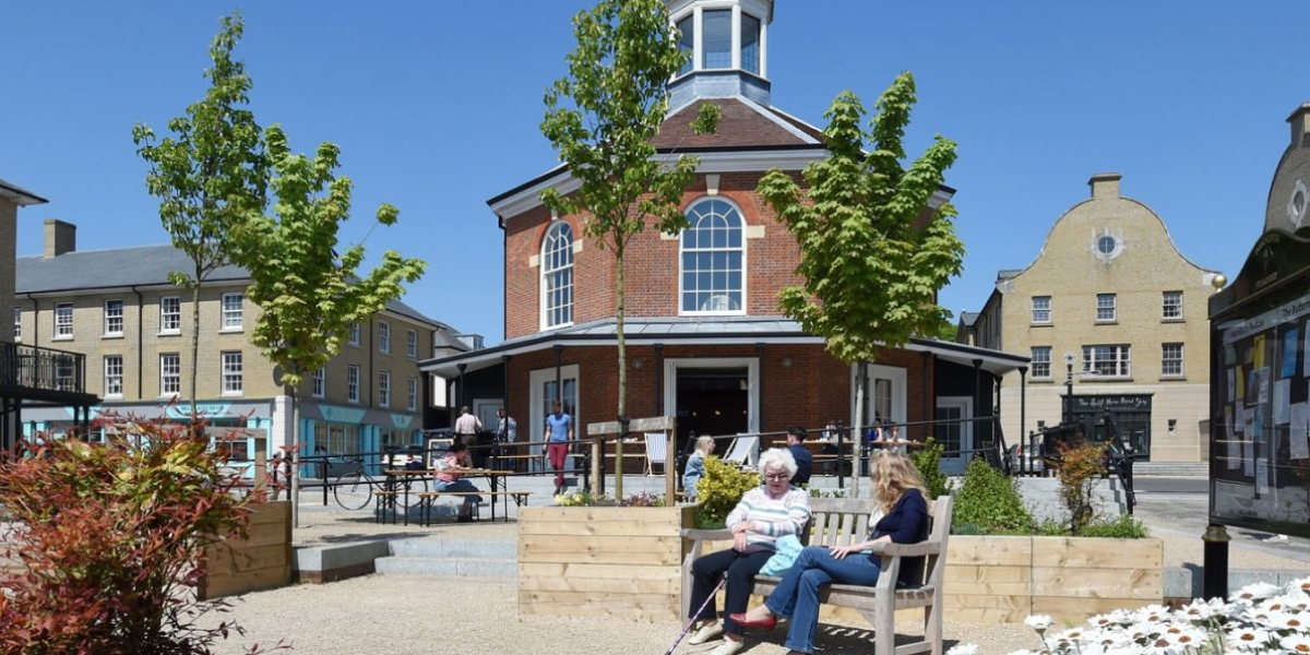 Why People are Moving From a Big City To a Small Town in the UK